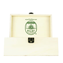 Gift Box Essential Pilot Men's Grooming Skin Care Products